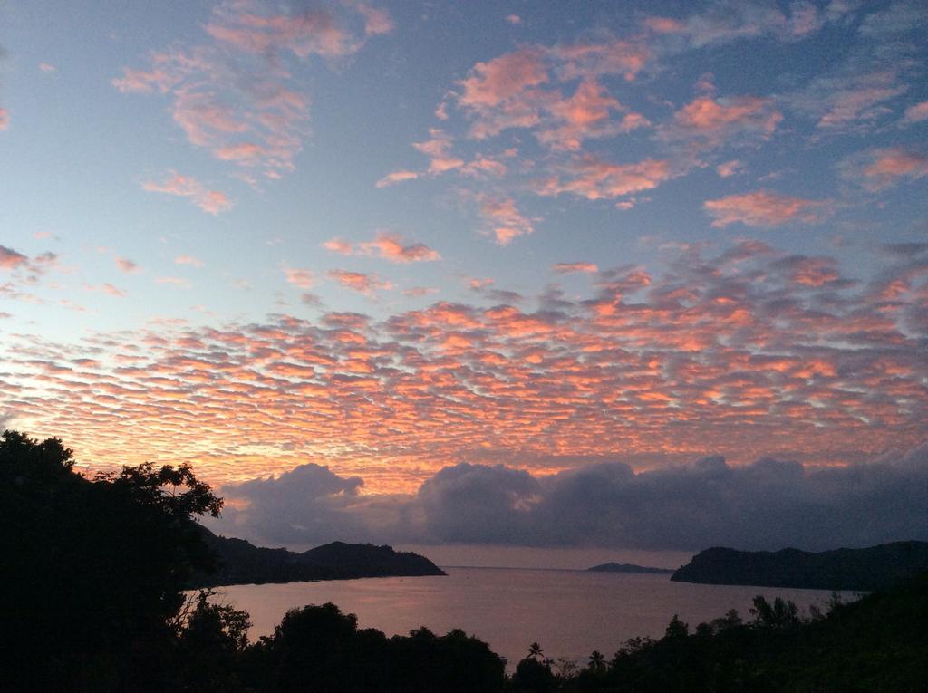 Mirella * Anse Volbert Village