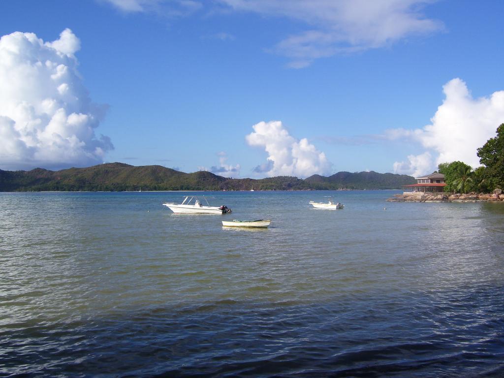 Сasa de vacaciones Mirella Anse Volbert Village